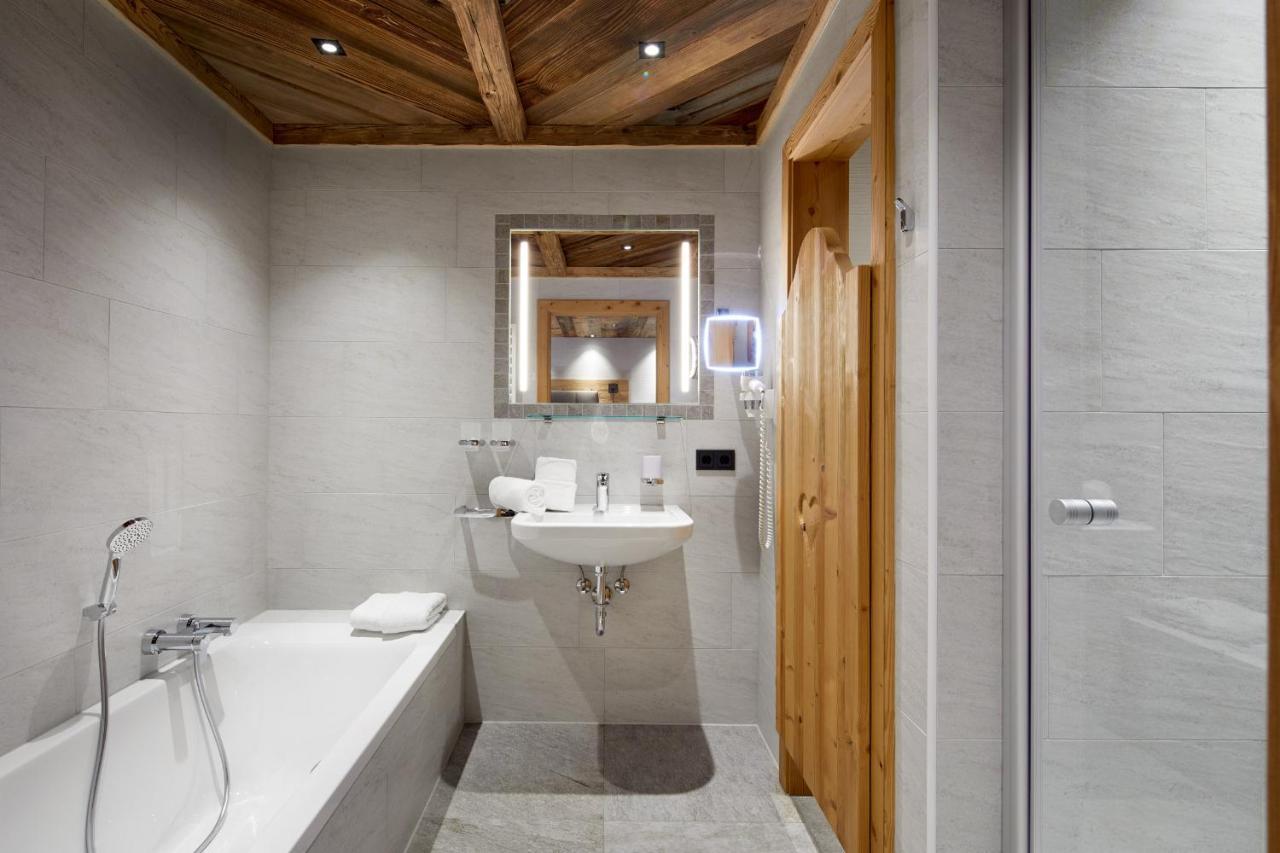 Promi Alm Flachau - Luxus Chalets Екстериор снимка